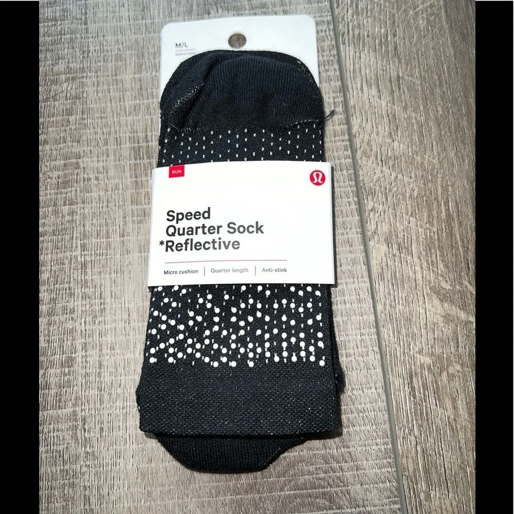 Lululemon Speed Quarter Sock *Reflective in Black / Vapor